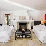Charming Vale Do Lobo Retreat 3 Bedrooms Private Pool & Close To Amenities Villa Almancil
