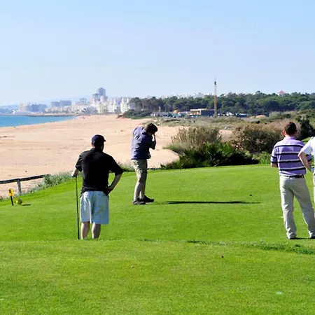 Charming Vale Do Lobo Retreat 3 Bedrooms Private Pool & Close To Amenities Villa *